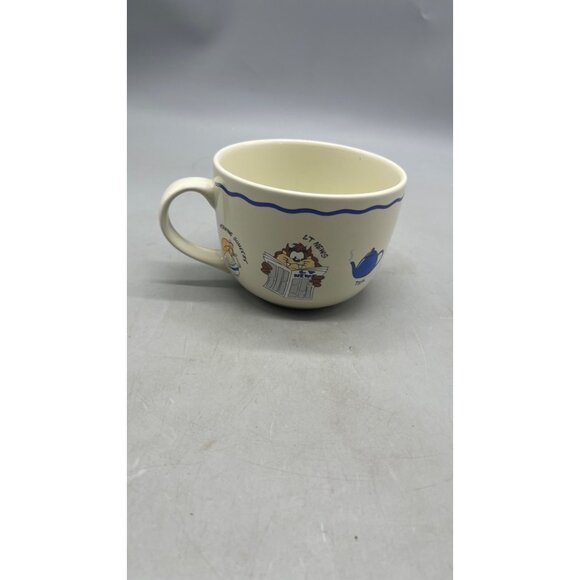 Warner Bros. Studio Store Tweety, Bugs Bunny & Sylvester Ceramic Mug READ - Picture 6 of 6